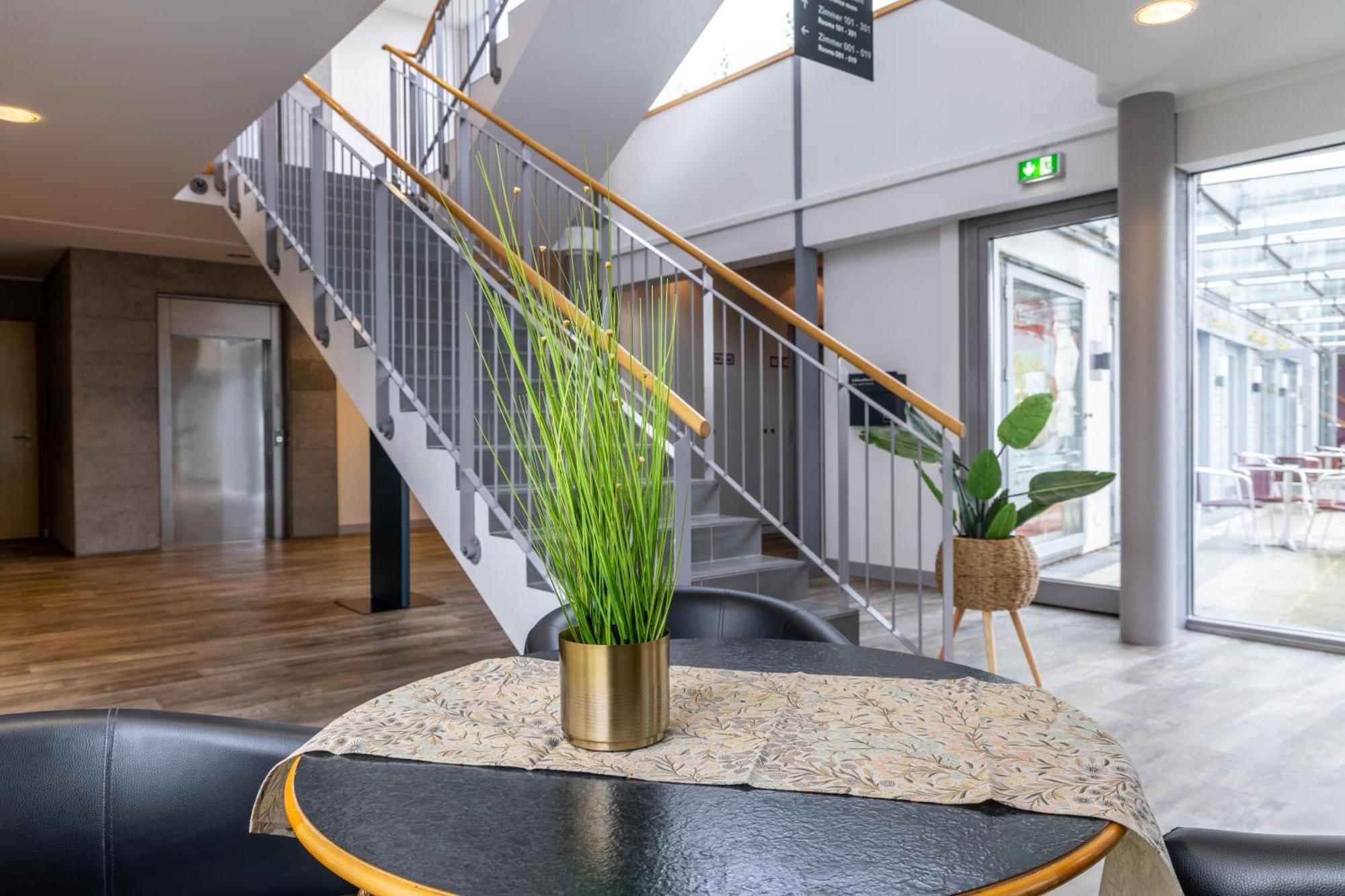 Hotel Leipheim Sued Eksteriør bilde