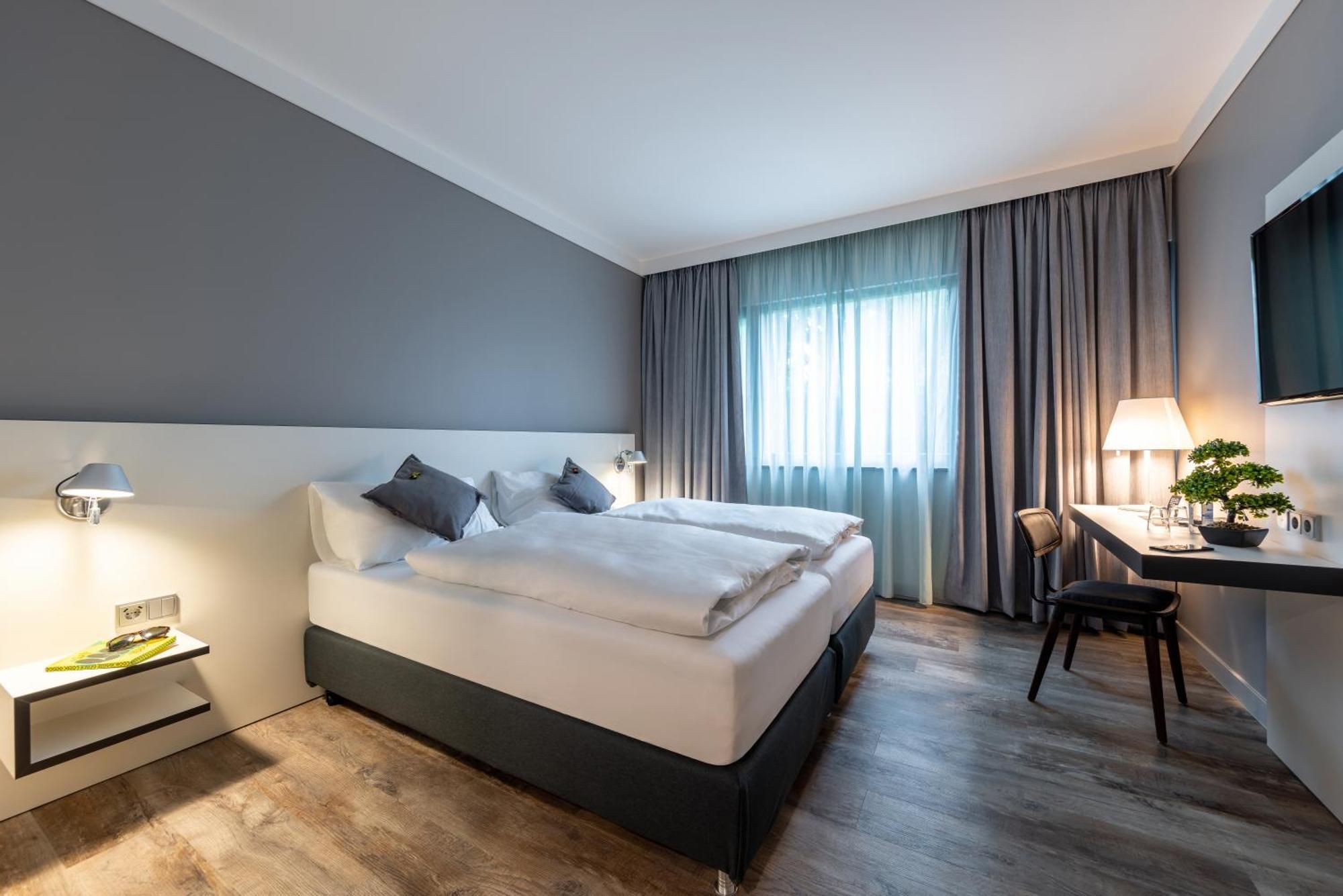 Hotel Leipheim Sued Eksteriør bilde