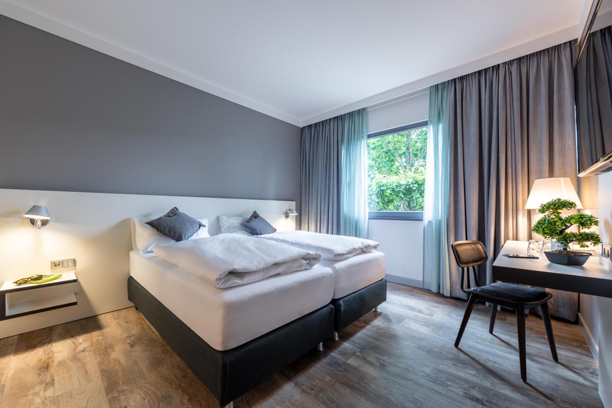 Hotel Leipheim Sued Eksteriør bilde