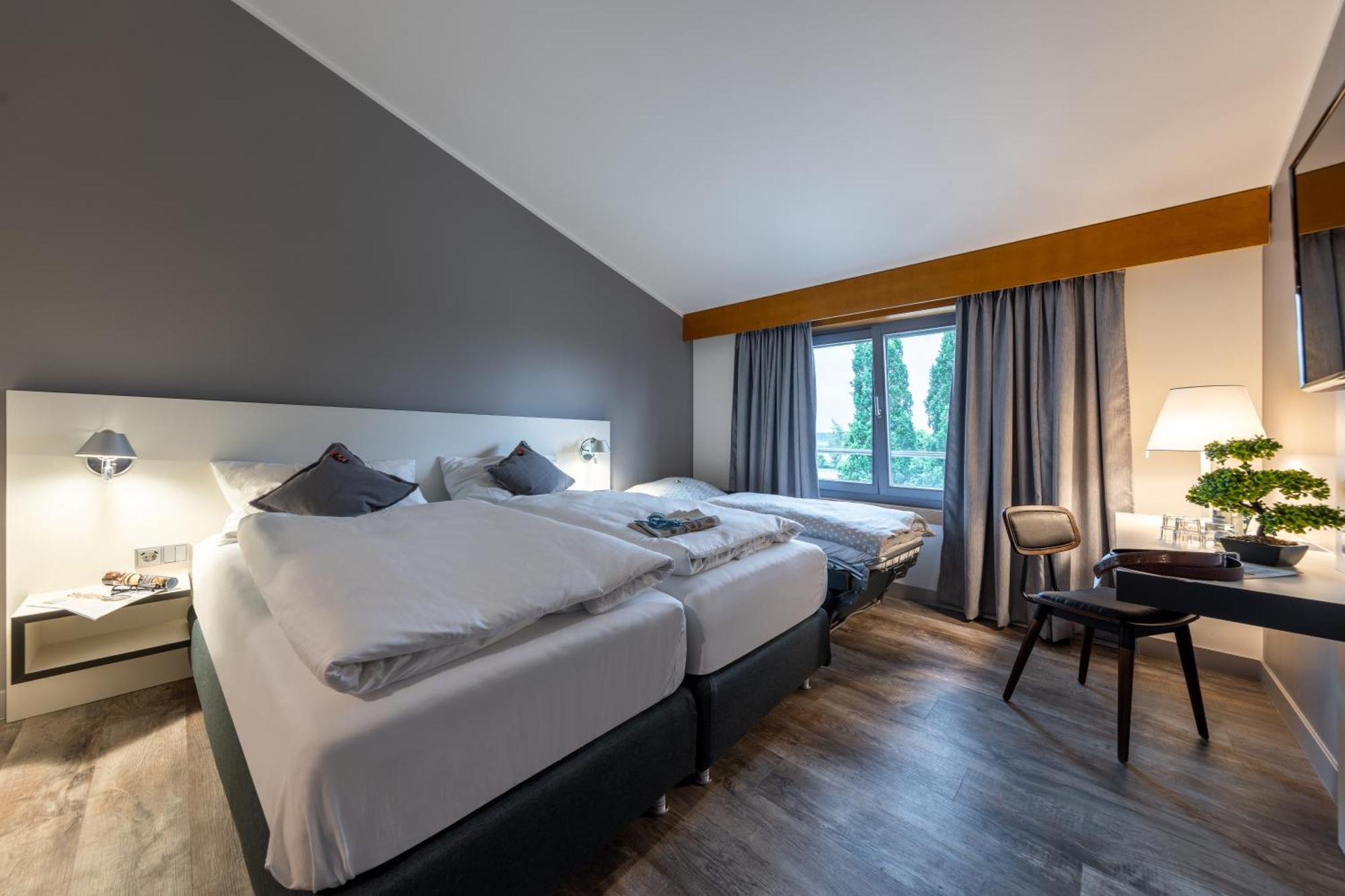 Hotel Leipheim Sued Eksteriør bilde